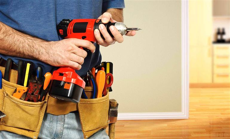 Top Reasons to Use a Handyman Service for Home Improvements