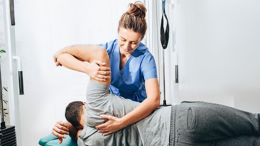 Patients suffering from pain are generally treated with physiotherapy, a unique treatment.